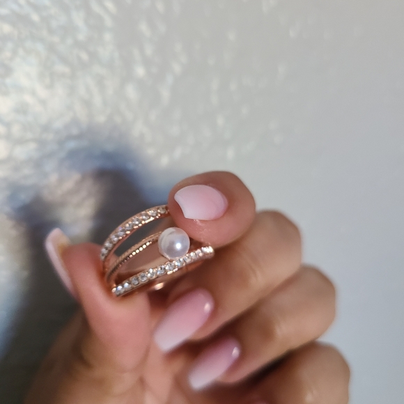 Woman ring - Picture 2 of 7